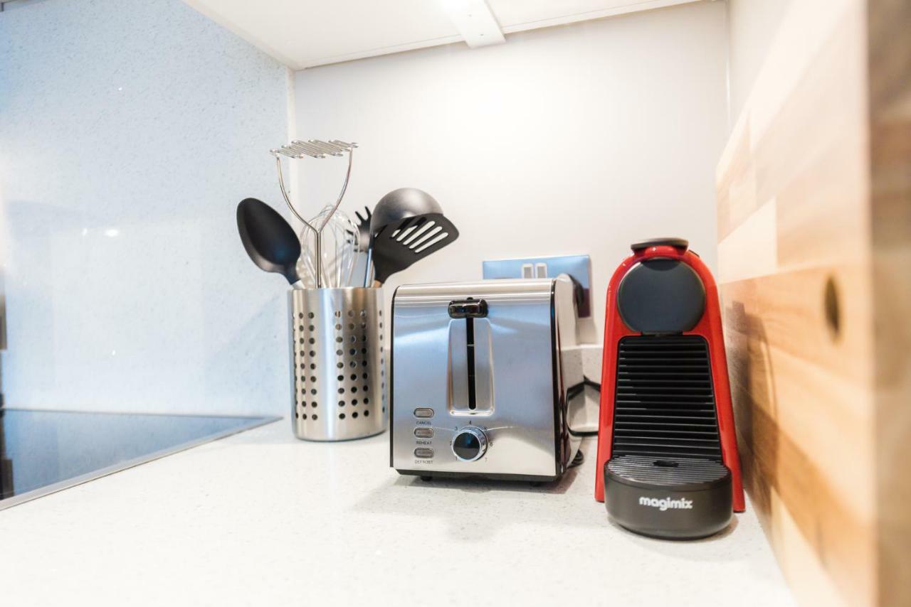 5 Star Brand New City Centre Apartment Belfast Dış mekan fotoğraf