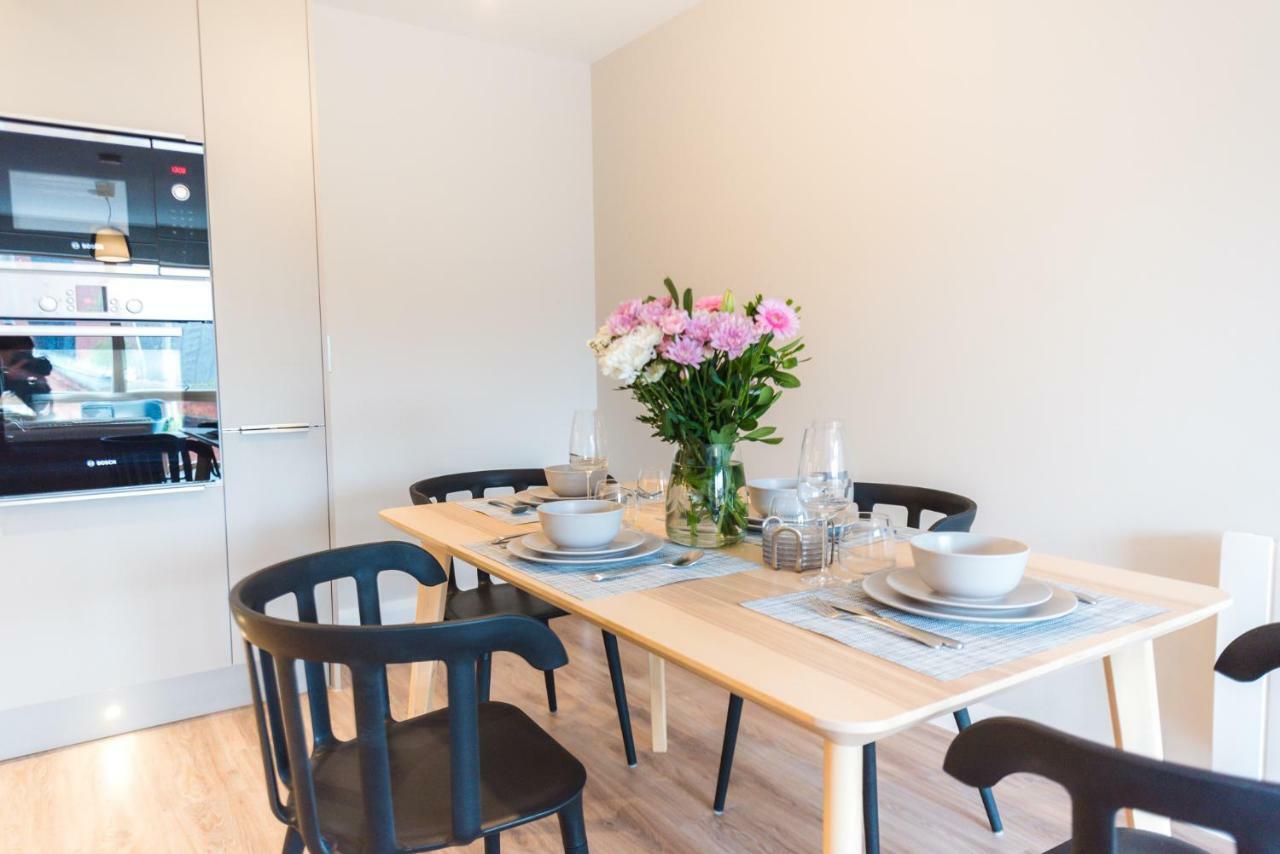 5 Star Brand New City Centre Apartment Belfast Dış mekan fotoğraf